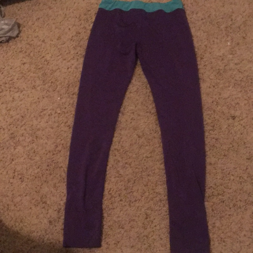 yoga pants